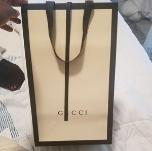 Gucci shopping bag